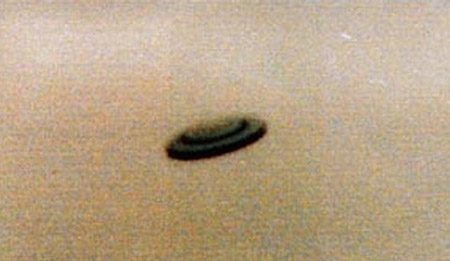 1994-02-19-Dunfermline-Scotland-UK
