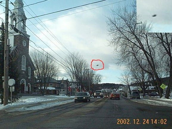 2002-12-24-Degelis-Quebec-Canada